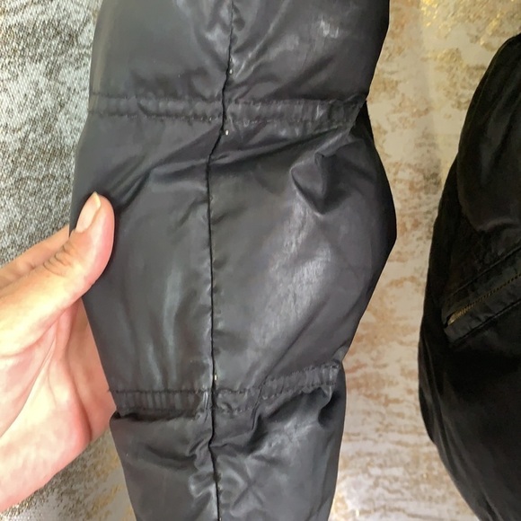 Juicy Couture Women’s Black Puffer Winter Jacket Size XS - Picture 11 of 15
